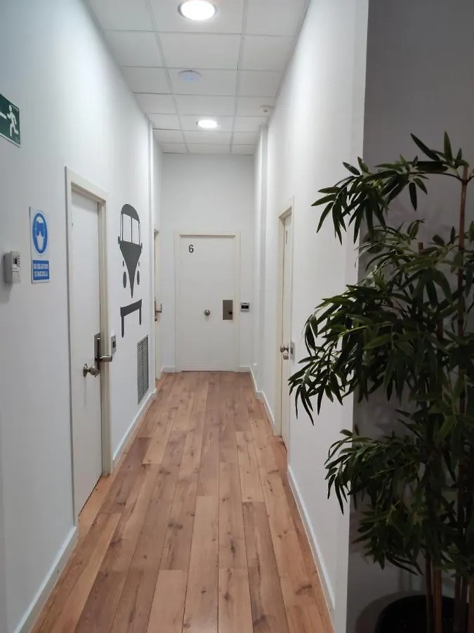 Гостевой дом Hostal Live Natura Barcelona (Adults Only)