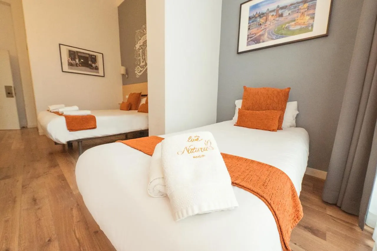 Hostal Live Natura Barcelona (Adults Only)