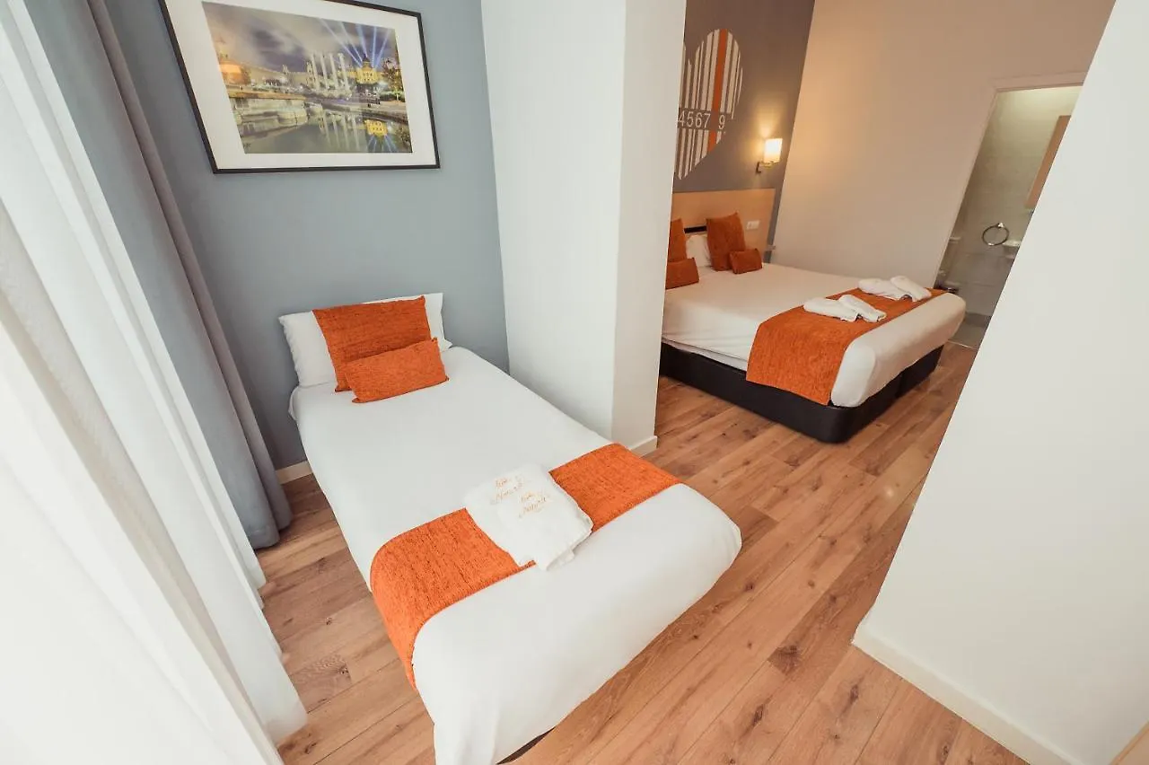 Πανσιόν Hostal Live Natura Barcelona (Adults Only)